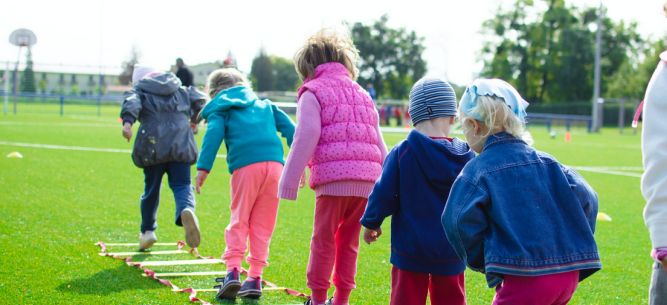 Hypnotherapie bij kinderen: De voordelen en werking uitgelegd